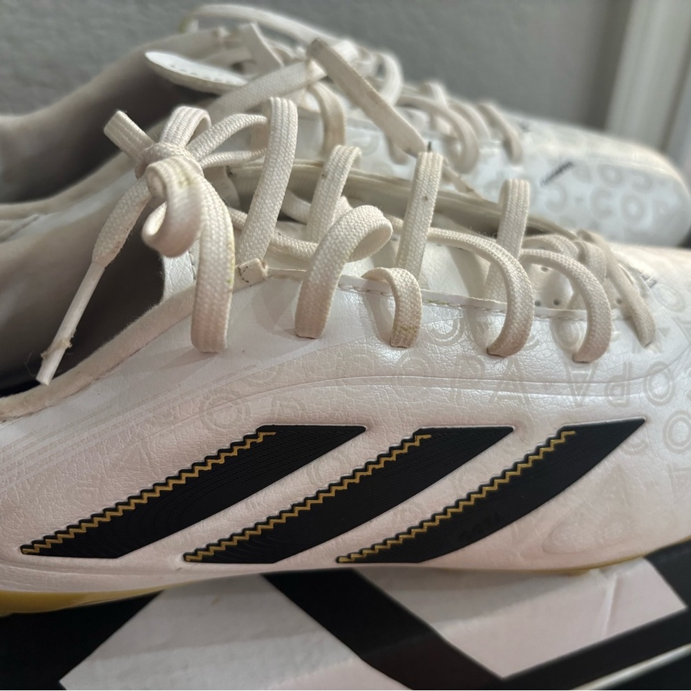 Little Kids' adidas Copa Pure League FG/MG Molded Soccer Cleats with box! - Picture 4 of 6